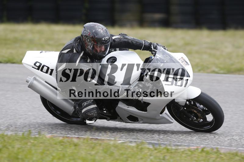 /Archiv-2024/13 22.04.2024 Plüss Moto Sport ADR/Freies Fahren/901